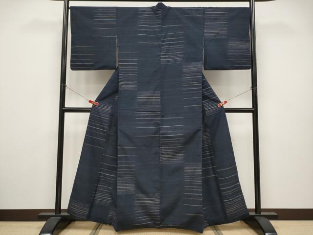平和屋本店●極上 郡上紬 草木染 横段文 濃紺地 逸品 CYAA5058s6