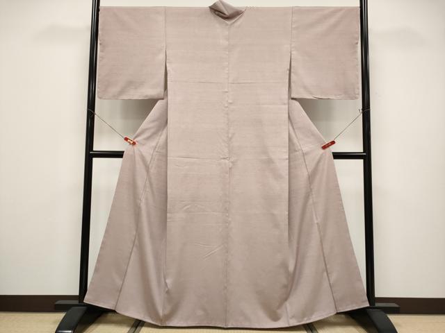 平和屋本店●極上 池田重子コレクション 結城紬 奥順 はたおり娘 色無地 灰桜色地 証紙付き 逸品 未使用 CYAA5060s6