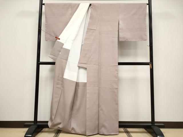 平和屋本店●極上 池田重子コレクション 結城紬 奥順 はたおり娘 色無地 灰桜色地 証紙付き 逸品 未使用 CYAA5060s6