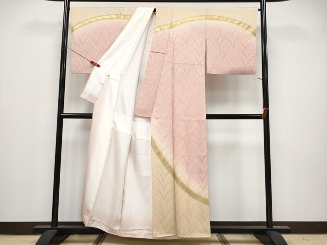 平和屋本店●極上 皇室献上作家 北出与三郎 訪問着 大王松 暈し染め 金彩 珊瑚色地 逸品 CYAA5076s6