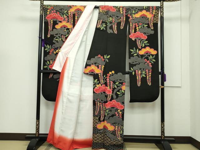 平和屋本店●極上 和染紅型 栗山紅型 栗山吉三郎 振袖 松 黒地 鬼しぼ縮緬 逸品 CZAA1223s5