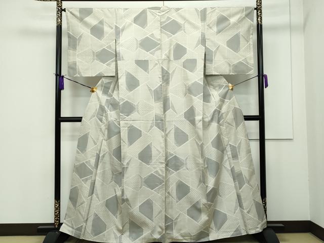 平和屋本店●極上 本場大島紬 白大島 160亀甲 切嵌文様 逸品 CZAA1253s5