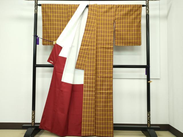 平和屋本店■希少 山下八百子 本場黄八丈 市松綾織 草木染 格子柄 証紙付き 逸品 CZAA1821s5