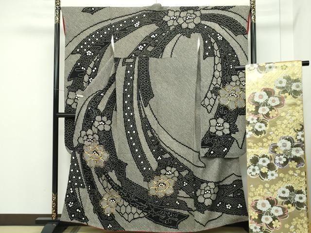 平和屋本店●極上 振袖・袋帯セット 総絞り 駒刺繍 束ね熨斗牡丹文 黒地 逸品 CZAA2181s5