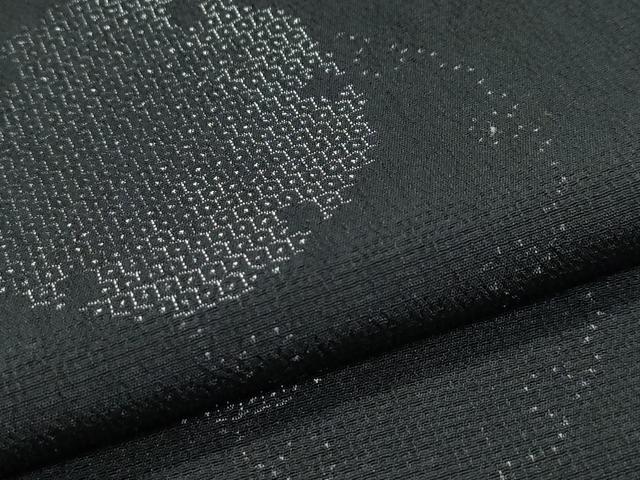 平和屋本店▽極上 本塩沢 単衣 110亀甲 雪輪重ね文様 黒地 逸品 CZAA2366s5