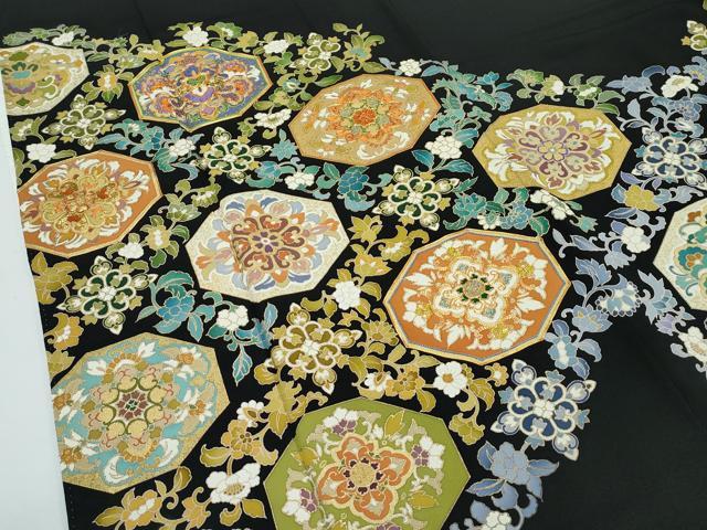 平和屋本店■極上 創業460年・千總 黒留袖 駒刺繍 正倉院草花文 金彩 東武扱い 逸品 CZAA2931s5