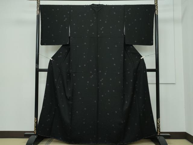 平和屋着物■極上 小紋 作家物 舞桜 黒地 さが美扱い 逸品 未使用 CZAA2993s5
