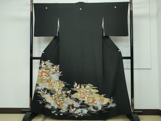 平和屋本店■極上 創業460年・千總 黒留袖 駒刺繍 草花風景文 金彩 逸品 CZAA3991s5