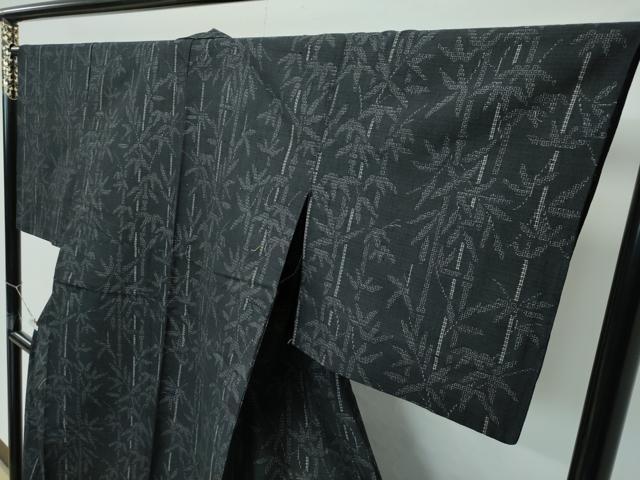 平和屋着物▽極上 結城紬 単衣 はたおり娘 80亀甲 笹竹文 黒地 やまと誂製 逸品 CZAA4481s6