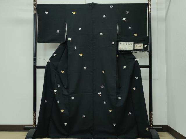 平和屋着物●極上 赤城紬 手座繰り 草木染 犬 黒地 証紙付き 逸品 CZAA4712s6