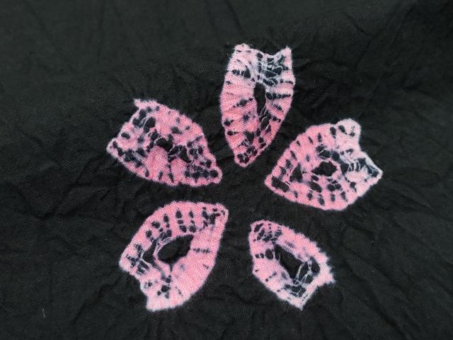 平和屋着物∴極上 夏物 浴衣 有松鳴海絞り 舞花文 黒地 綿 逸品 未使用 CZAA4733s6