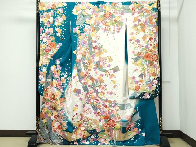 平和屋着物●極上 振袖 駒刺繍 短冊草花文 暈し染め 銀通し地 逸品 CZAA5136s6