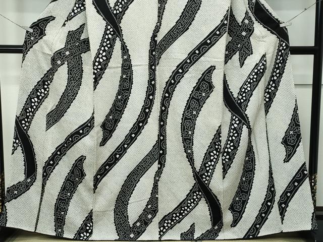 平和屋本店●極上 本疋田絞り 小紋 鬘帯吉祥花文 黒地 逸品 CZAA5233s6