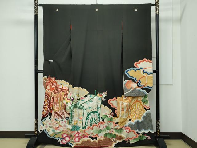 平和屋本店●極上 アンティーク 大正ロマン 振袖 雲取り御所車草花文 黒地 金彩 逸品 CZAA5340s6