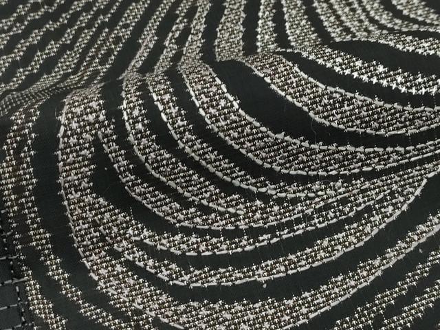 平和屋着物●極上 本場大島紬 泥染め 9マルキ 中国三大刺繍 スワトウ刺繍 流水間道 紬の原田 証紙付き 逸品 未使用 CZAA5395s6