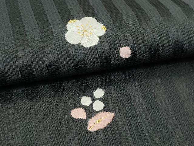 平和屋着物∞極上 長羽織 総刺繍 舞花文 暈し染め 黒地 金糸 さが美扱い 逸品 CZAA5637s6