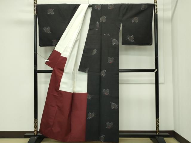 平和屋本店●極上 人間国宝 田中林次 本場結城紬 重要無形文化財 100亀甲 舞蝶文 濃紺地 井上商事謹製 証紙付き 逸品 CZAA5761s6