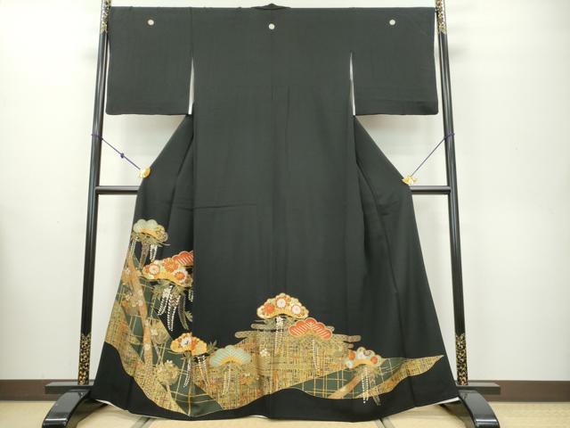平和屋着物■豪華黒留袖 駒刺繍 草花松文 金彩 正絹 逸品 DAAK0047ud