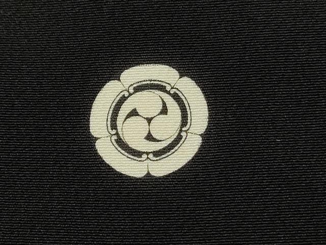 平和屋着物■豪華黒留袖 駒刺繍 草花松文 金彩 正絹 逸品 DAAK0047ud
