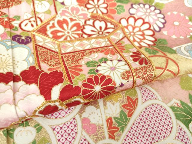 平和屋着物●豪華振袖 駒刺繍 貝桶花文 金彩 正絹 逸品 DAAQ2922ps