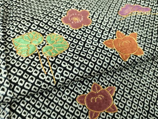 平和屋着物●訪問着 駒刺繍 総刺繍 絞り 松竹梅 黒地 金糸 正絹 逸品 未使用 DAAQ2947ps