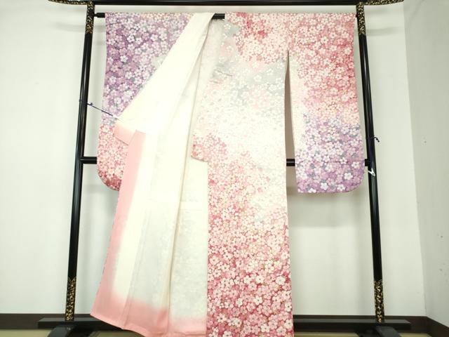 平和屋着物●紫綬褒章 巨匠『岩田専太郎』 振袖 駒刺繍 舞梅 暈し染め 金彩 正絹 逸品 DAAQ3160ps
