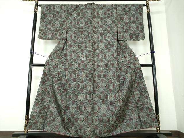 平和屋着物●本場大島紬 割り込み絣 蜀江花文 正絹 逸品 未使用 DAAQ3514ps