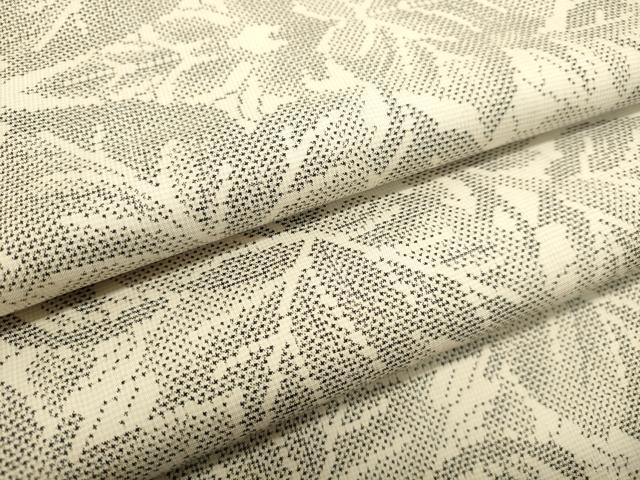 平和屋着物●本場大島紬 白大島 7マルキ 草葉文 正絹 逸品 DAAR4421tw