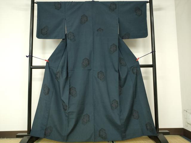 平和屋着物▽上質なお召 単衣 越後絣 亀甲花文 証紙付き 正絹 逸品 未使用 DAAR9636op