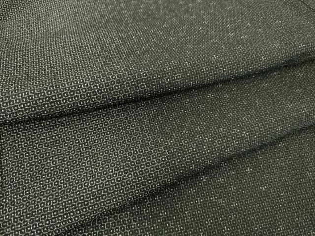 平和屋着物▽本塩沢 単衣 間道 110亀甲 黒地 反端付き 正絹 逸品 DAAS0797az