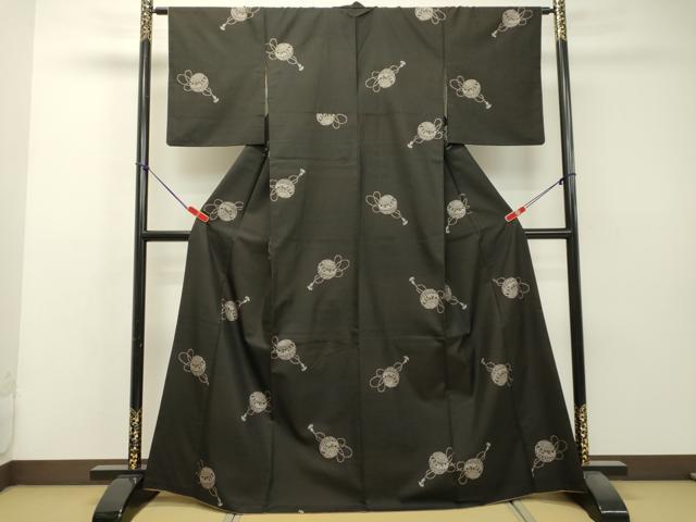 平和屋着物●本場大島紬 9マルキ 鞠 まり 三越扱い 正絹 逸品 DAAS2059tw