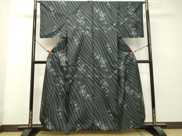 平和屋着物●本場染大島紬 草花文 正絹 逸品 DAAS2416tw