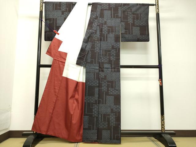 平和屋着物●本場結城紬 重要無形文化財 120亀甲 幾何学文様 正絹 逸品 DAAT1128tw