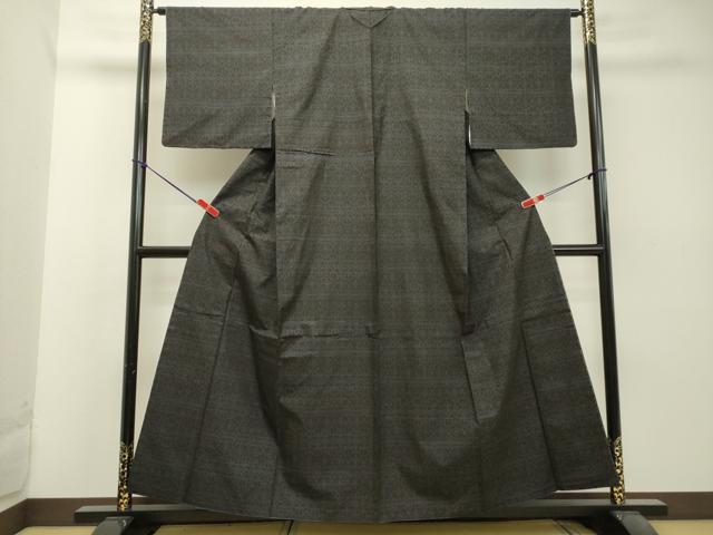 平和屋着物●本場大島紬 7マルキ 横段唐草文 正絹 逸品 DAAT1417tw