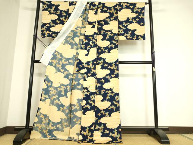 平和屋着物▽上質な小紋 単衣 舞蝶文 正絹 逸品 未使用 DAAT9517az