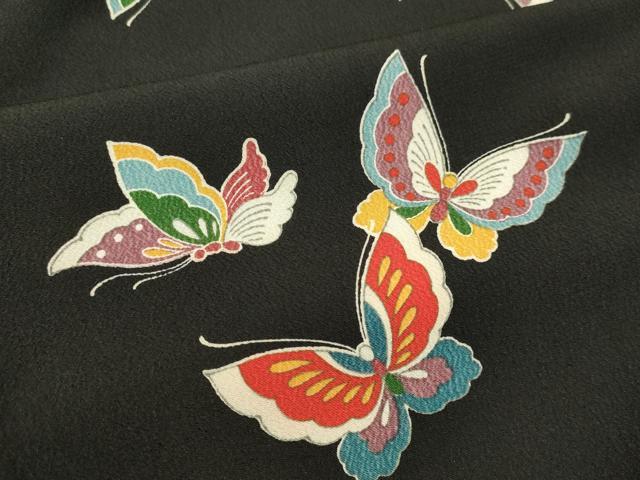 平和屋着物●洗える最高級着物 <英>はなぶさ謹製 小紋 舞蝶文 黒地 洗える着物 DAAU0582tw