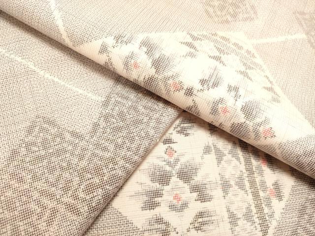 平和屋着物●本場大島紬 9マルキ 幾何学花文 正絹 逸品 DAAU0661tw