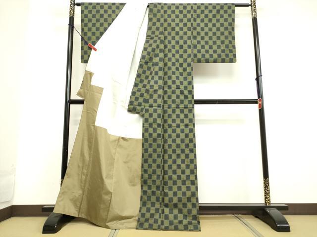 平和屋着物●本場大島紬 7マルキ 市松文様 正絹 逸品 DAAU0821tw