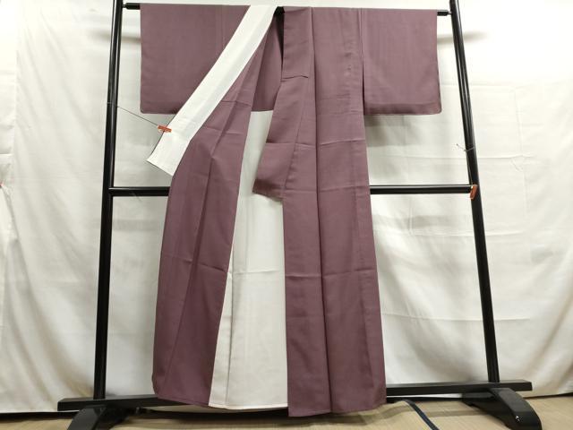 平和屋着物▽上質な色無地 単衣 紗綾型地紋 蒲葡色 正絹 逸品 未使用 DAAU2672ud
