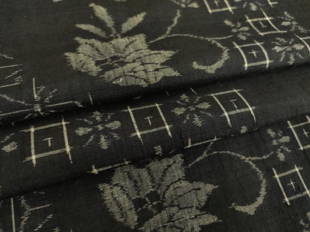 平和屋着物●上質な紬 麻の葉花文 黒地 正絹 逸品 DAAU5085ps