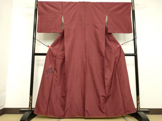 平和屋着物●色留訪問着 紬地 草花文 成り物 バーガンディー色 金糸 正絹 逸品 DAAV1088tw