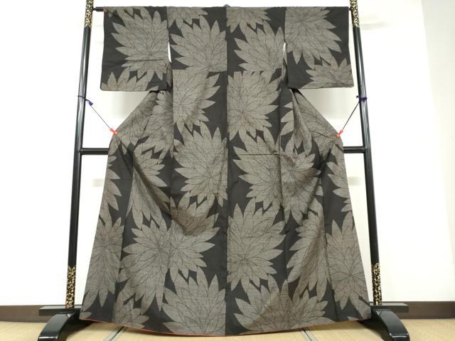 平和屋着物●上質な紬 花尽くし文 黒地 正絹 逸品 DAAV4854ud