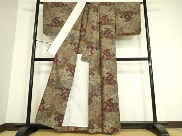 平和屋着物▽上質な紬 単衣 あまちゃづる 薬草染 霞取り吉祥花文 反端付き 正絹 逸品 DAAV5227az