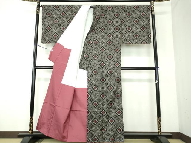 平和屋着物●本場大島紬 龍郷絣 花菱文 正絹 逸品 DAAV6515ps