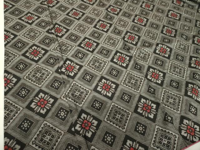 平和屋着物●本場大島紬 龍郷絣 花菱文 正絹 逸品 DAAV6515ps
