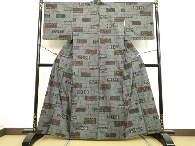 平和屋着物●本場大島紬 7マルキ 洋花文 正絹 逸品 DAAV8631tw