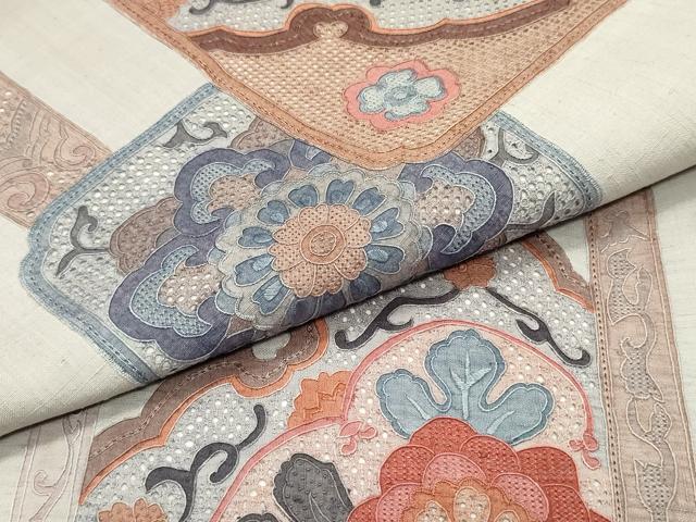 平和屋着物●中国三大刺繍 スワトウ刺繍 汕頭刺繍 相良刺繍 総刺繍 太鼓柄袋帯 紬地 色紙重ね花唐草菱文 反端付き 正絹 逸品 DAAV9372ob