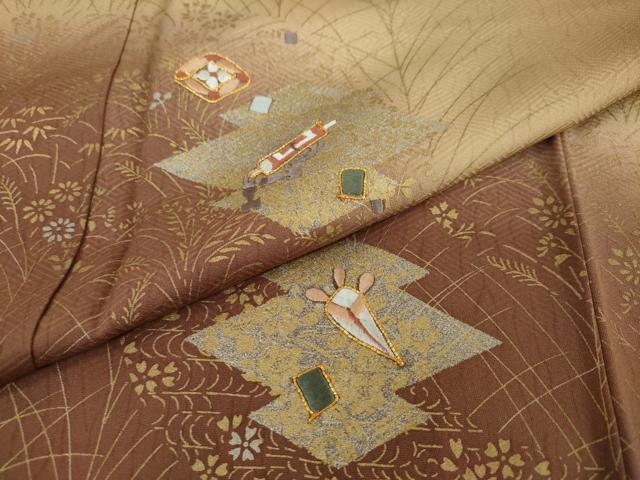 平和屋着物●訪問着 駒刺繍 松皮菱草花文 暈し染め 金銀彩 正絹 逸品 DAAW5156ud