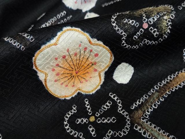 平和屋着物●訪問着 駒刺繍 絞り 枝梅文 黒地 金彩 正絹 逸品 DAAW5774ud