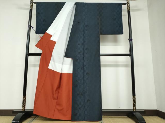 平和屋着物●本塩沢 110亀甲 花唐草間道 正絹 逸品 DAAW5815ud